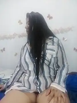 Snapshot of keterinjones--11 chatting on 11-02-25, 06:10 keterinjones--11 online show from 11-02-25, 06:10