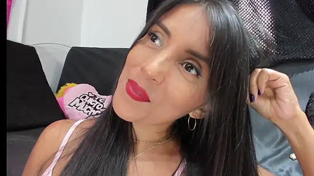 Sweet Andrea2802 online show from 09-13-25, 08:41