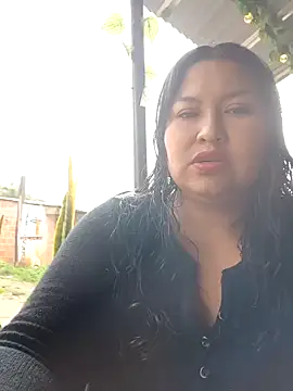 Snapshot of Marcela87 chatting on 01-05-25, 05:41 Marcela87 online show from 01-05-25, 05:41