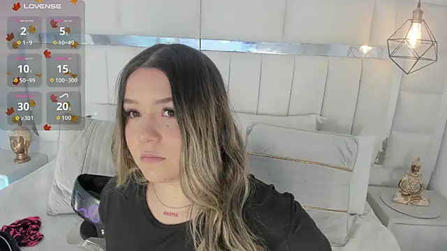 Snapshot of 1m_dalhia chatting on 10-18-25, 08:42 1m dalhia online show from 10-18-25, 08:42