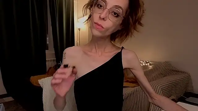 amber quell here online show from 03-14-26, 04:34