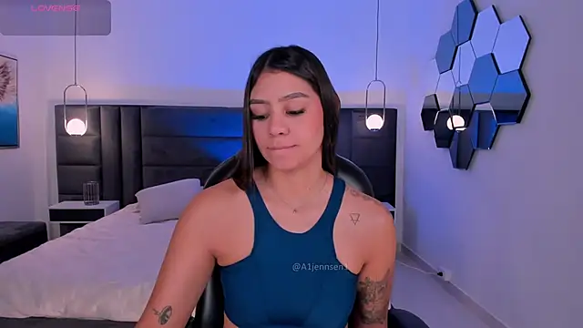 AllyJensen online show from 05-11-26, 10:43