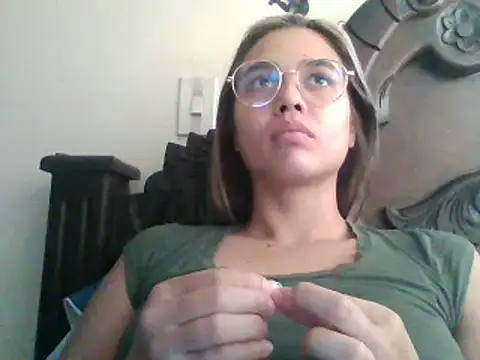 trianabell online show from 12-06-24, 06:39