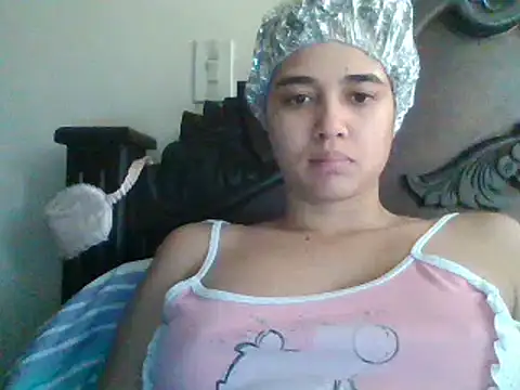 trianabell online show from 12-14-24, 03:04