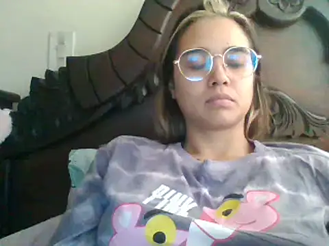 trianabell online show from 01-04-25, 05:26