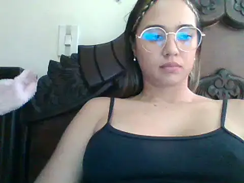 trianabell online show from 01-11-25, 05:51