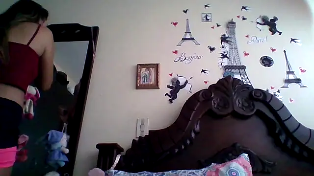 trianabell online show from 10-04-25, 04:49