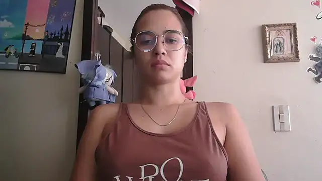 trianabell online show from 05-10-26, 04:56