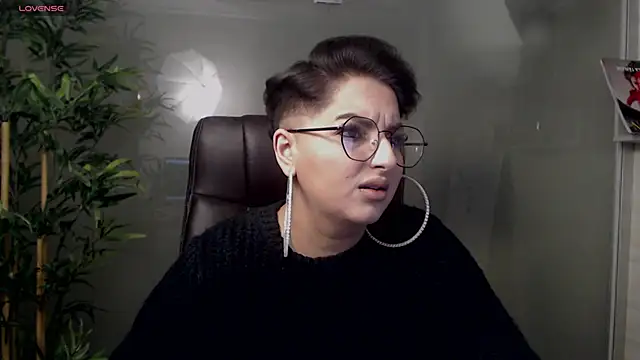 BustyAllyy online show from 02-01-25, 09:29