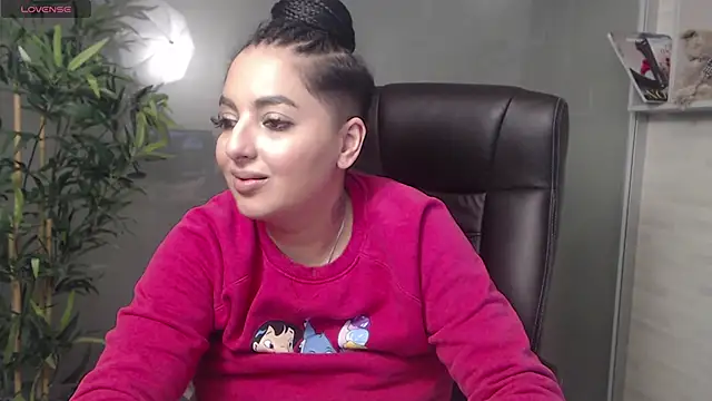Snapshot of BustyAllyy chatting on 03-13-25, 10:43 BustyAllyy online show from 03-13-25, 10:43