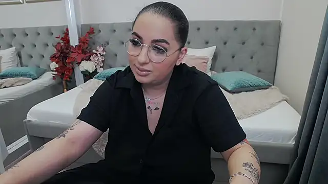 BustyAllyy online show from 05-09-26, 04:12