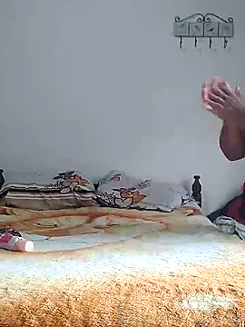 Snapshot of Chatlitos4879 chatting on 03-13-26, 10:33 Chatlitos4879 online show from 03-13-26, 10:33