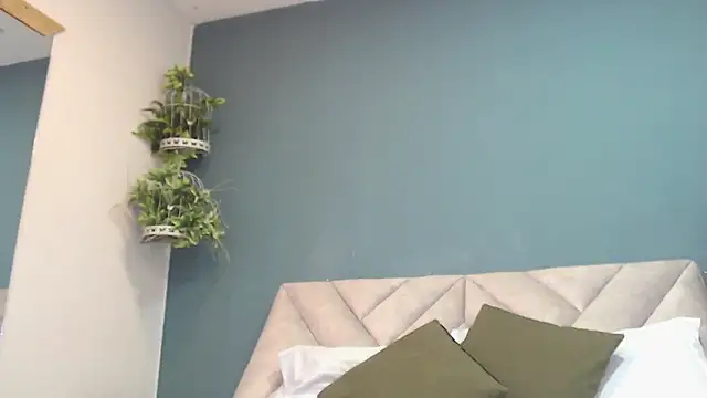 SharisWillian online show from 11-21-25, 03:38