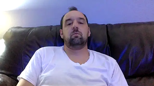Snapshot of Kink_Master_Daddy chatting on 10-18-25, 01:19 Kink Master Daddy online show from 10-18-25, 01:19