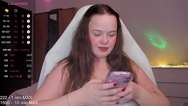 HANNA MONTANAS online show from 11-25-25, 07:36