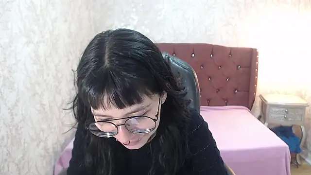 charlottemoonxz online show from 12-08-24, 01:25