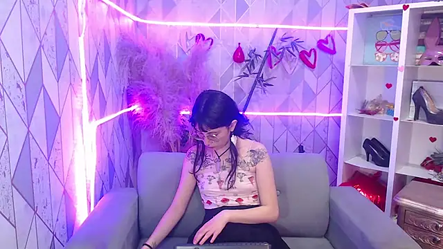 charlottemoonxz online show from 10-03-25, 08:06
