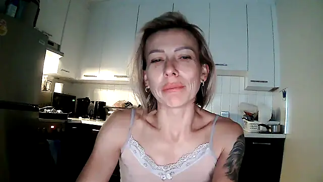 anechka1 online show from 09-25-25, 11:47