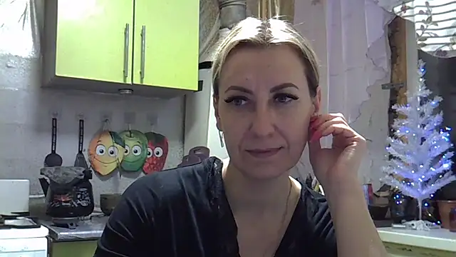 AshleyXHoney online show from 12-31-24, 04:27