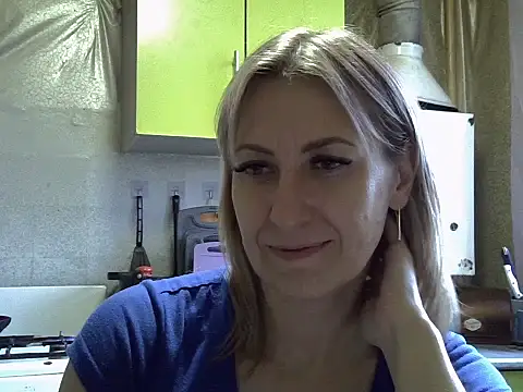 Snapshot of AshleyXHoney chatting on 09-29-25, 11:04 AshleyXHoney online show from 09-29-25, 11:04