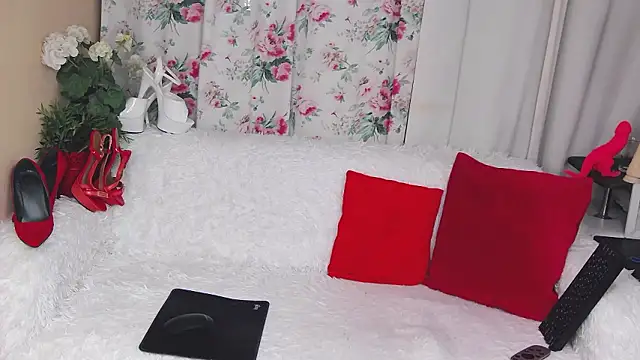 Snapshot of CandyBoobsDD chatting on 01-09-26, 12:30 CandyBoobsDD online show from 01-09-26, 12:30