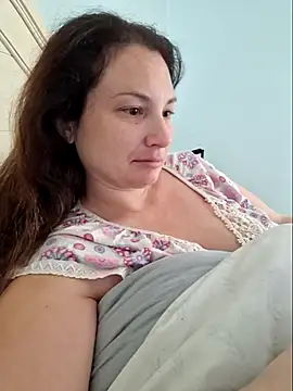 Snapshot of MilfyMrsRobinson chatting on 03-08-25, 02:19 MilfyMrsRobinson online show from 03-08-25, 02:19