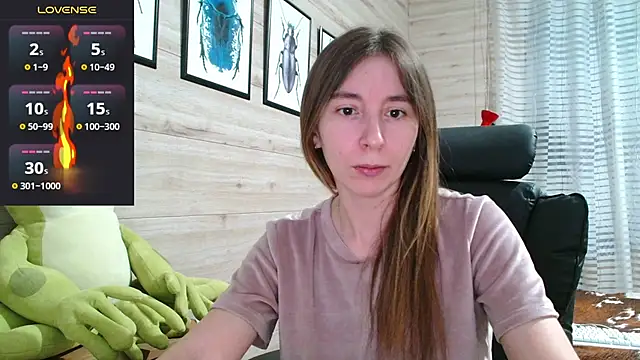 Snapshot of Wowpornoo chatting on 04-03-26, 02:26 Wowpornoo online show from 04-03-26, 02:26