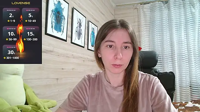 Snapshot of Wowpornoo chatting on 04-09-26, 04:45 Wowpornoo online show from 04-09-26, 04:45