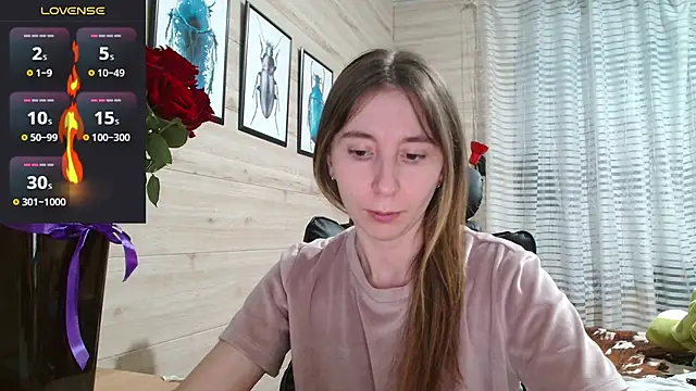 Snapshot of Wowpornoo chatting on 04-11-26, 03:05 Wowpornoo online show from 04-11-26, 03:05