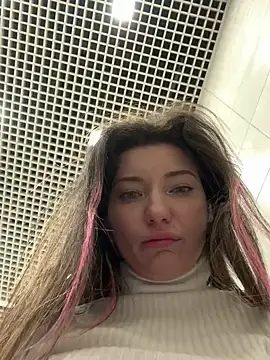 MooonReal online show from 03-06-25, 06:19