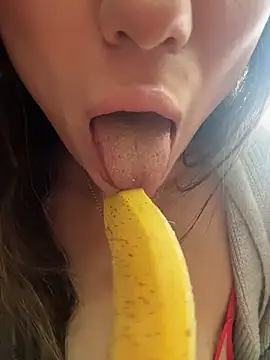 MooonReal online show from 12-04-25, 05:28