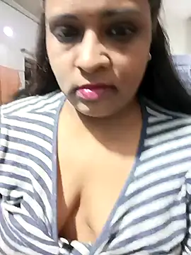 Snapshot of Love_Jenny chatting on 01-18-25, 02:33 Love Jenny online show from 01-18-25, 02:33