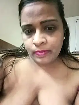 Snapshot of Love_Jenny chatting on 02-01-25, 02:45 Love Jenny online show from 02-01-25, 02:45