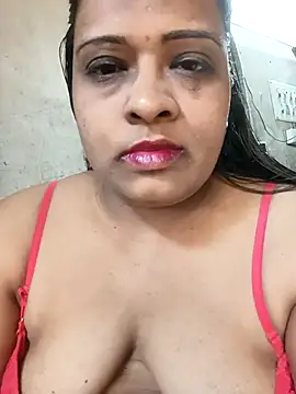 Snapshot of Love_Jenny chatting on 02-26-25, 04:25 Love Jenny online show from 02-26-25, 04:25