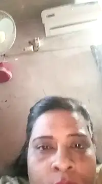 Snapshot of Love_Jenny chatting on 03-18-25, 01:09 Love Jenny online show from 03-18-25, 01:09