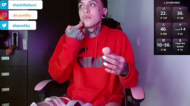 charlotbelucci  online show from 11-18-25, 10:20