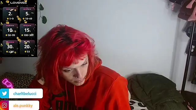 charlotbelucci  online show from 05-07-26, 09:14