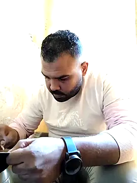 ListedLoin online show from 01-08-25, 08:16