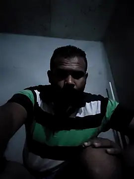 Snapshot of ListedLoin chatting on 10-19-25, 08:20 ListedLoin online show from 10-19-25, 08:20