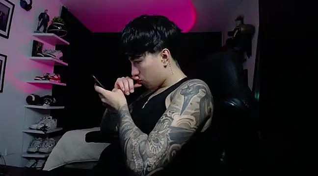 jung dragon online show from 12-26-24, 03:06