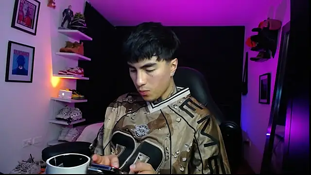 jung dragon online show from 09-26-25, 04:16