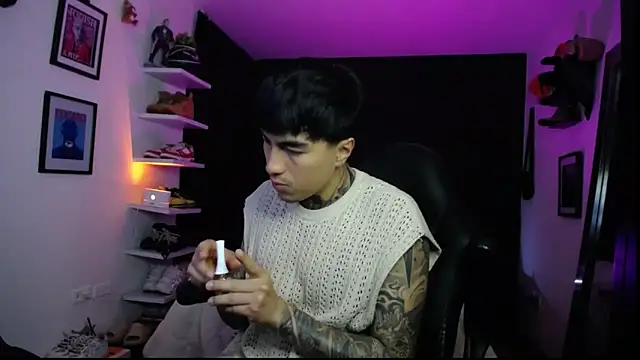 jung dragon online show from 09-27-25, 06:51