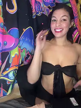 Snapshot of MeghanMarley chatting on 02-13-25, 03:07 MeghanMarley online show from 02-13-25, 03:07