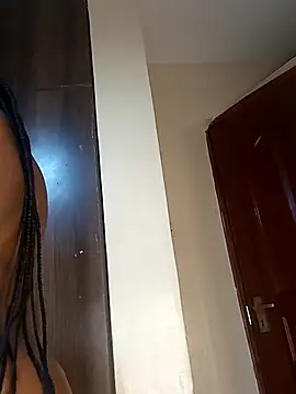 ebony Catalia online show from 10-07-25, 01:14