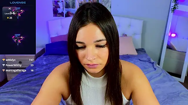 Snapshot of JessicaCartier chatting on 01-13-25, 07:11 JessicaCartier online show from 01-13-25, 07:11