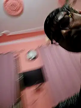 Snapshot of Loveboycurvy chatting on 01-23-25, 02:17 Loveboycurvy online show from 01-23-25, 02:17