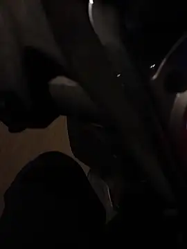 Snapshot of poldooooo chatting on 11-18-25, 02:50 poldooooo online show from 11-18-25, 02:50