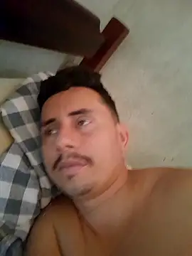 Snapshot of luissilva0071 chatting on 11-24-25, 12:38 luissilva0071 online show from 11-24-25, 12:38