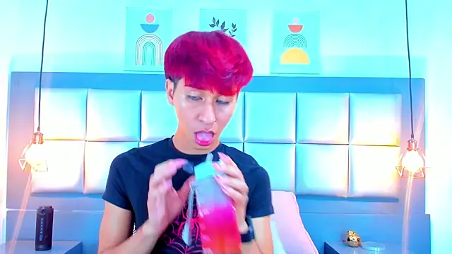 ariel villa online show from 02-06-25, 01:05