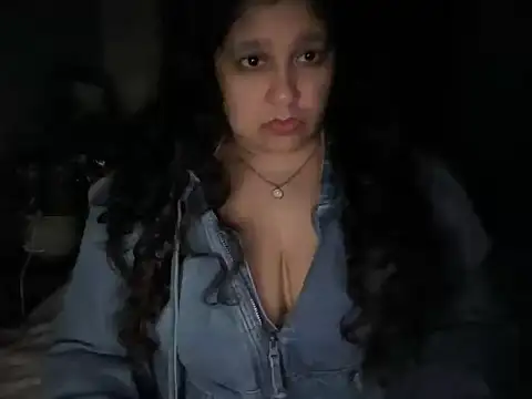 MelanieFawker online show from 12-19-25, 01:45